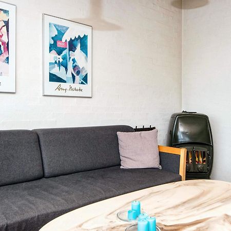 Two-Bedroom Holiday Home In Henne 7 เฮนเน สตรานด์ ภายนอก รูปภาพ